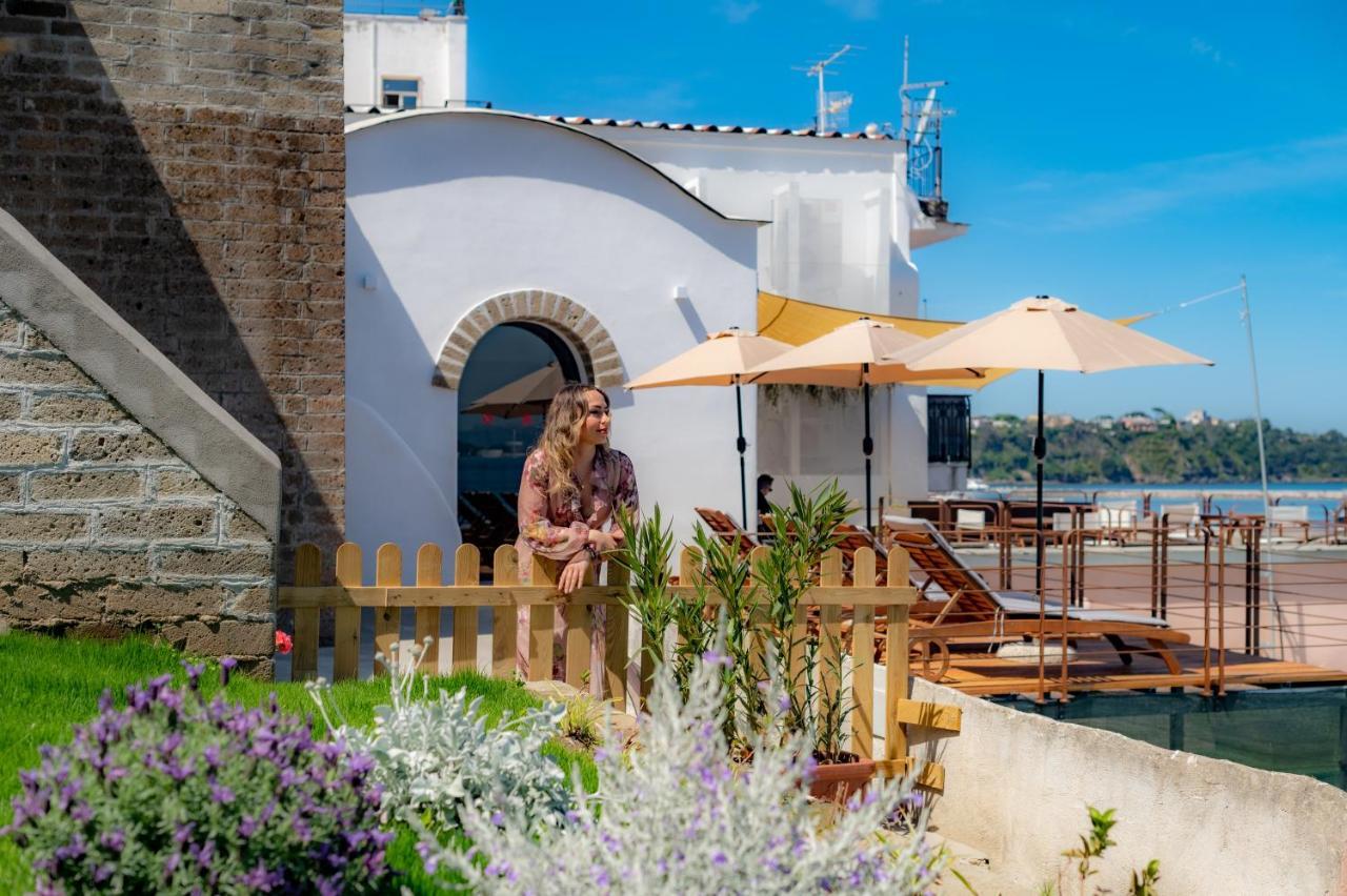 L'Isola Del Postino Rooms Procida Bagian luar foto